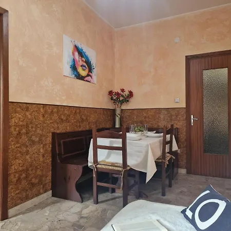 شقة Aranci Confort E Relax - 50 Metri Dal Mare