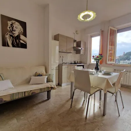 Apartment Aranci Confort E Relax - 50 Metri Dal Mare
